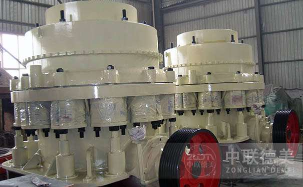 反擊式錘破的內(nèi)部構造