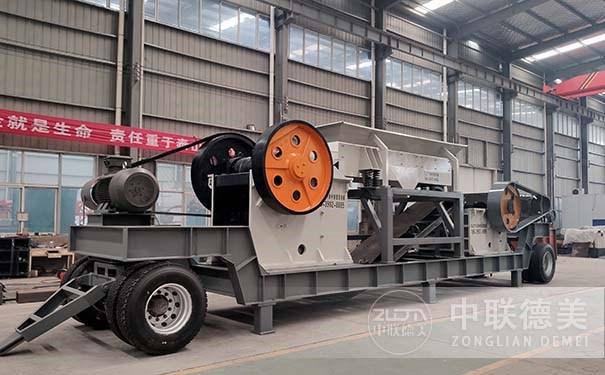 車載移動(dòng)破碎機(jī)