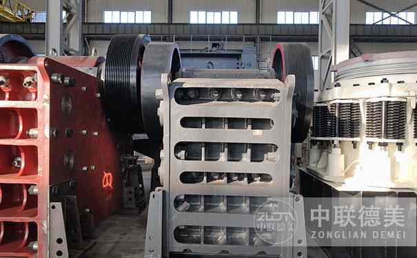 板錘制砂機(jī)