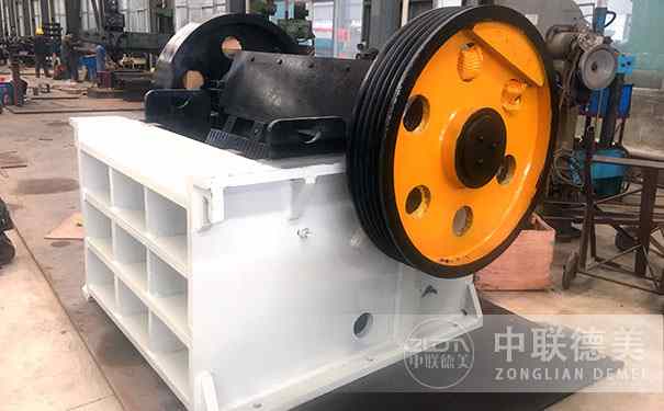 板錘制砂機(jī)